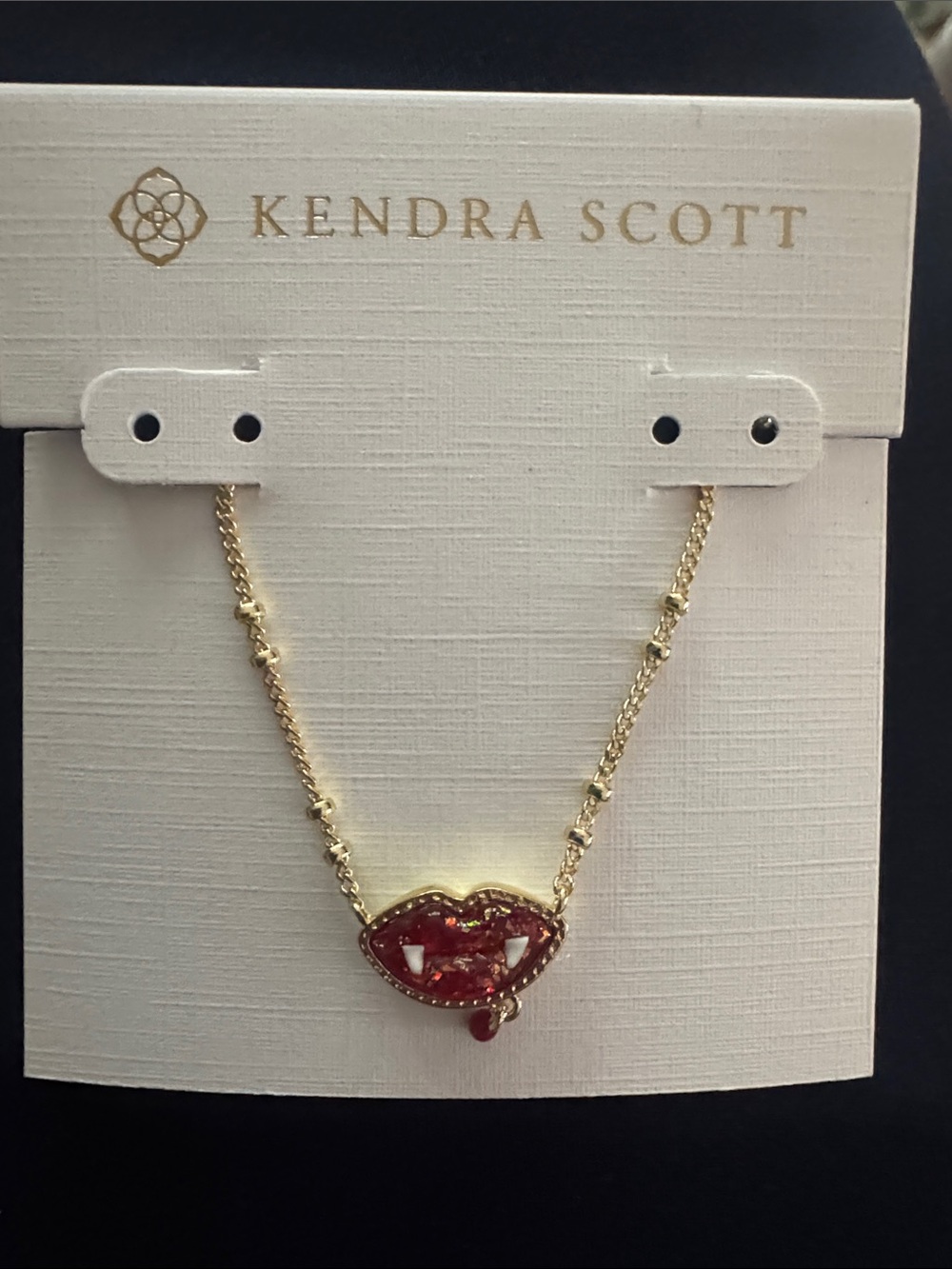 Kendra Scott Vampire Gold Short Pendant Necklace Red Lips Fangs NEW $75